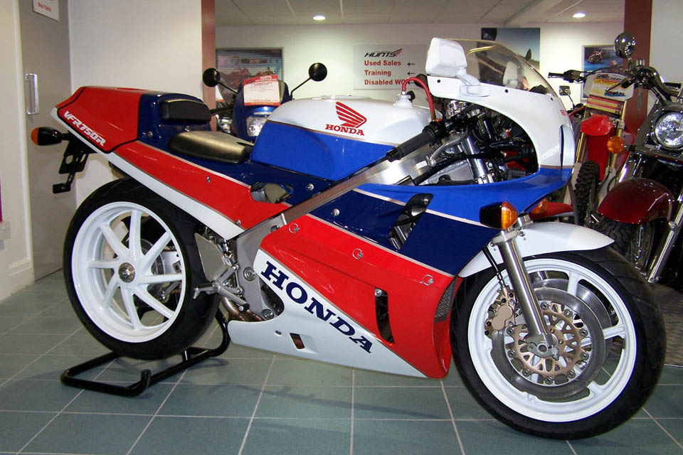 1989 Honda VFR750 RC30