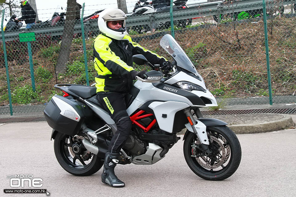 2018 CHINESE NEW YEAR RIDING