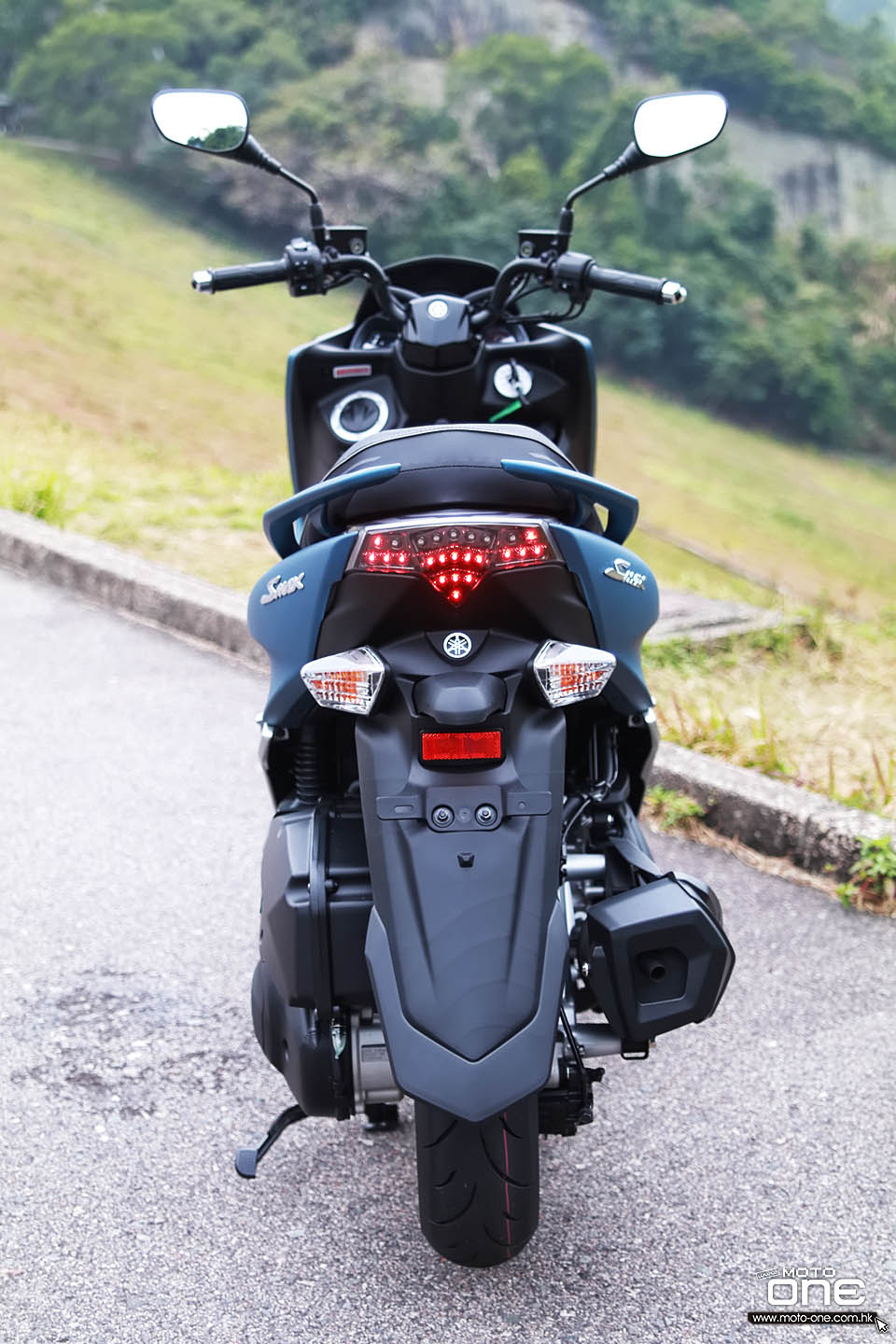 2018 YAMAHA S-MAX 155 ABS