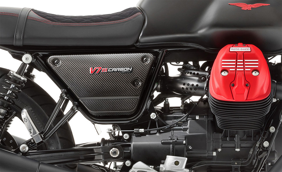 2018 MOTO GUZZI V7 III CARBON