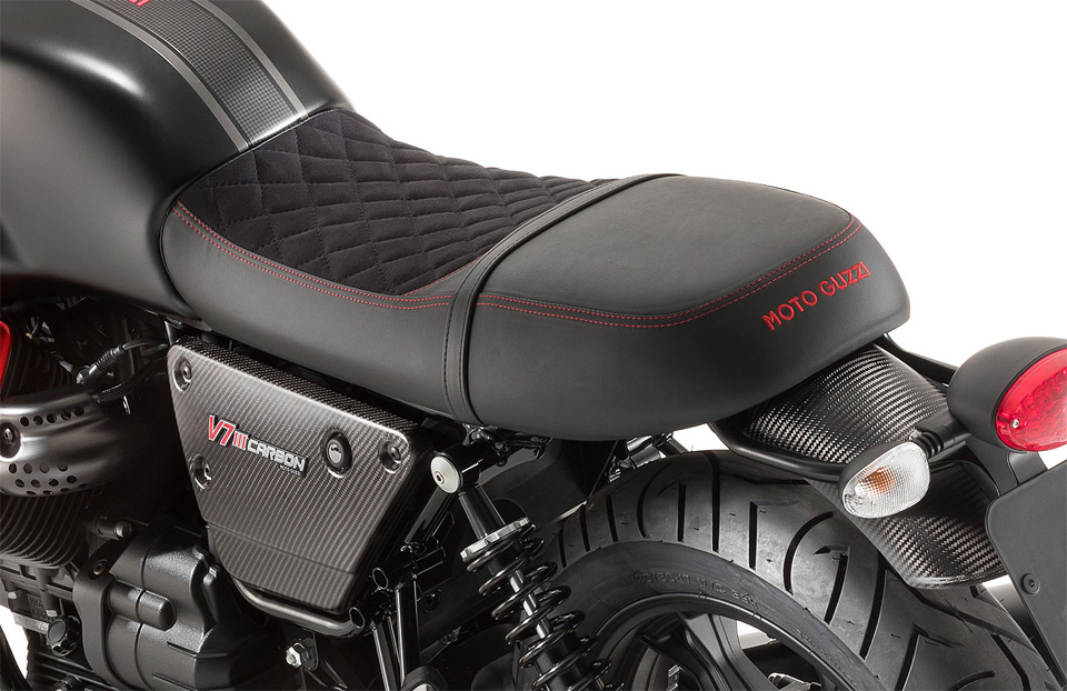 2018 MOTO GUZZI V7 III CARBON