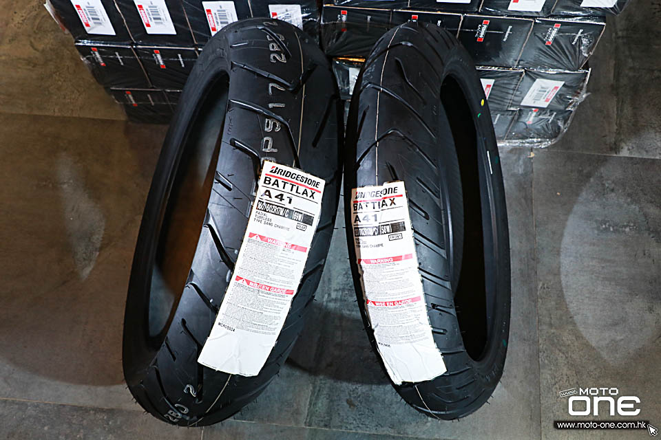 2018 Bridgestone BATTLAX A41 T31 SC2 RAIN
