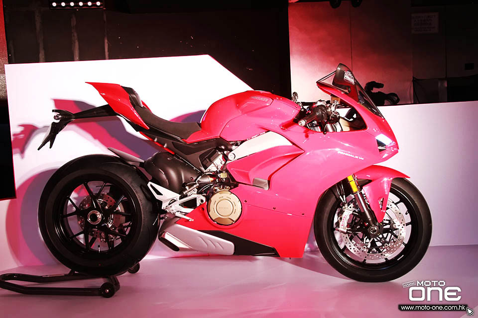 2018 DUCATI Panigle V4 V4S_