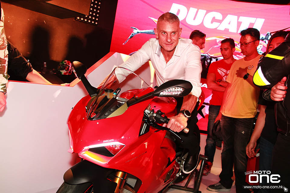 2018 DUCATI Panigle V4 V4S_