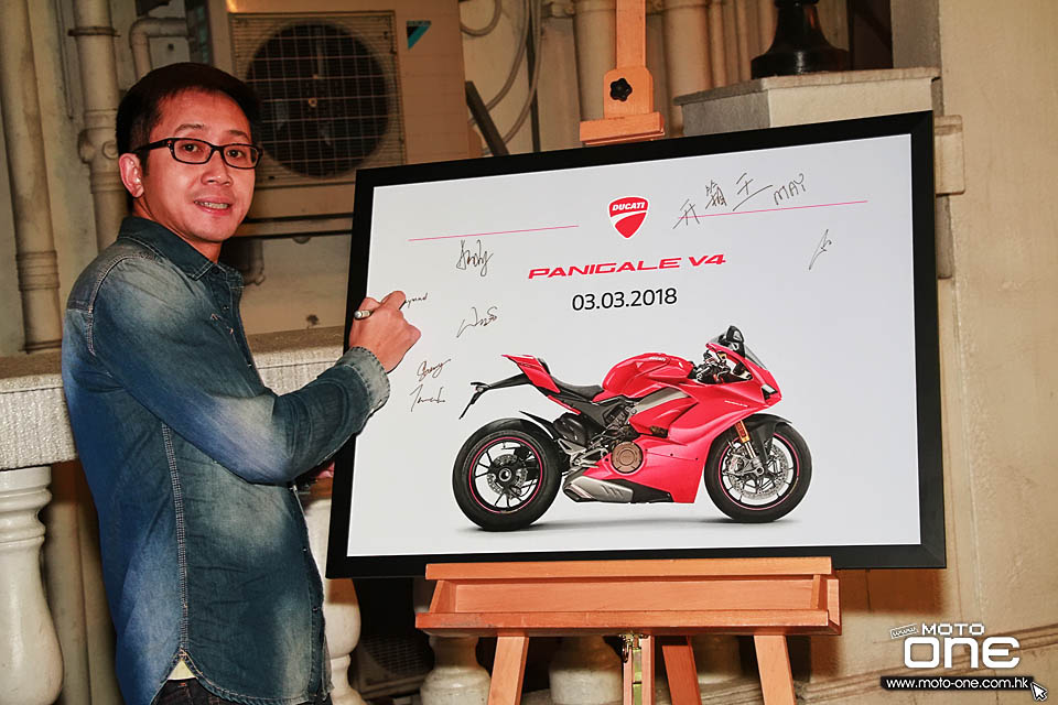 2018 DUCATI Panigle V4 V4S_