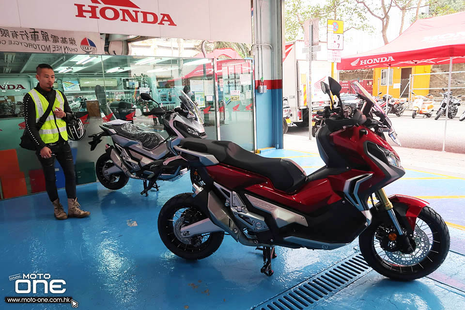 2018 HONDA X-ADV 750 Rebel 500