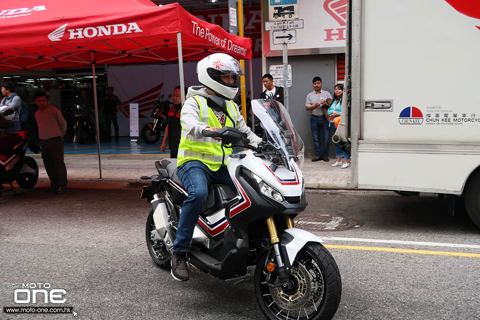 2018 HONDA X-ADV 750 Rebel 500