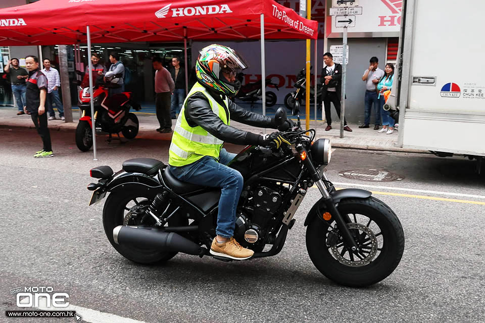 2018 HONDA X-ADV 750 Rebel 500