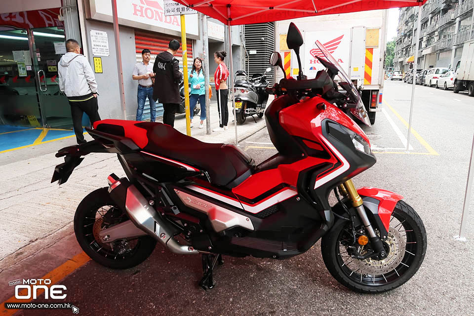 2018 HONDA X-ADV 750 Rebel 500
