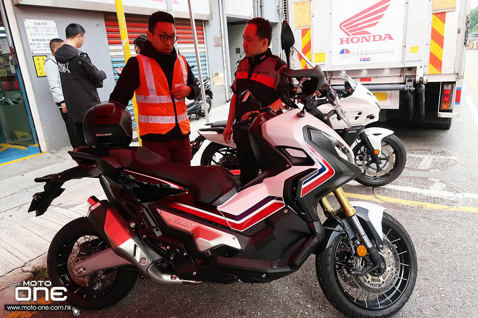 2018 HONDA X-ADV 750 Rebel 500