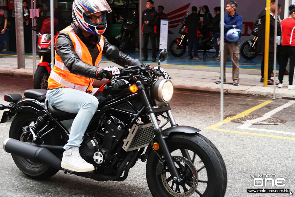 2018 HONDA X-ADV 750 Rebel 500