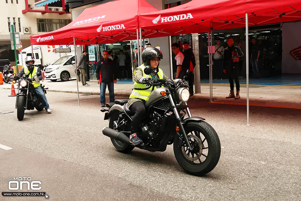 2018 HONDA X-ADV 750 Rebel 500