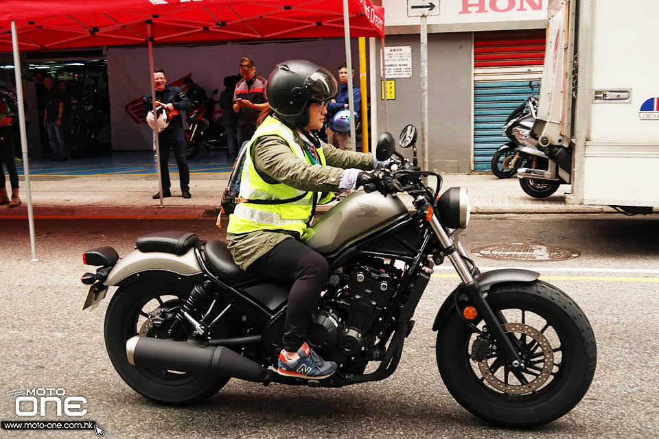 2018 HONDA X-ADV 750 Rebel 500