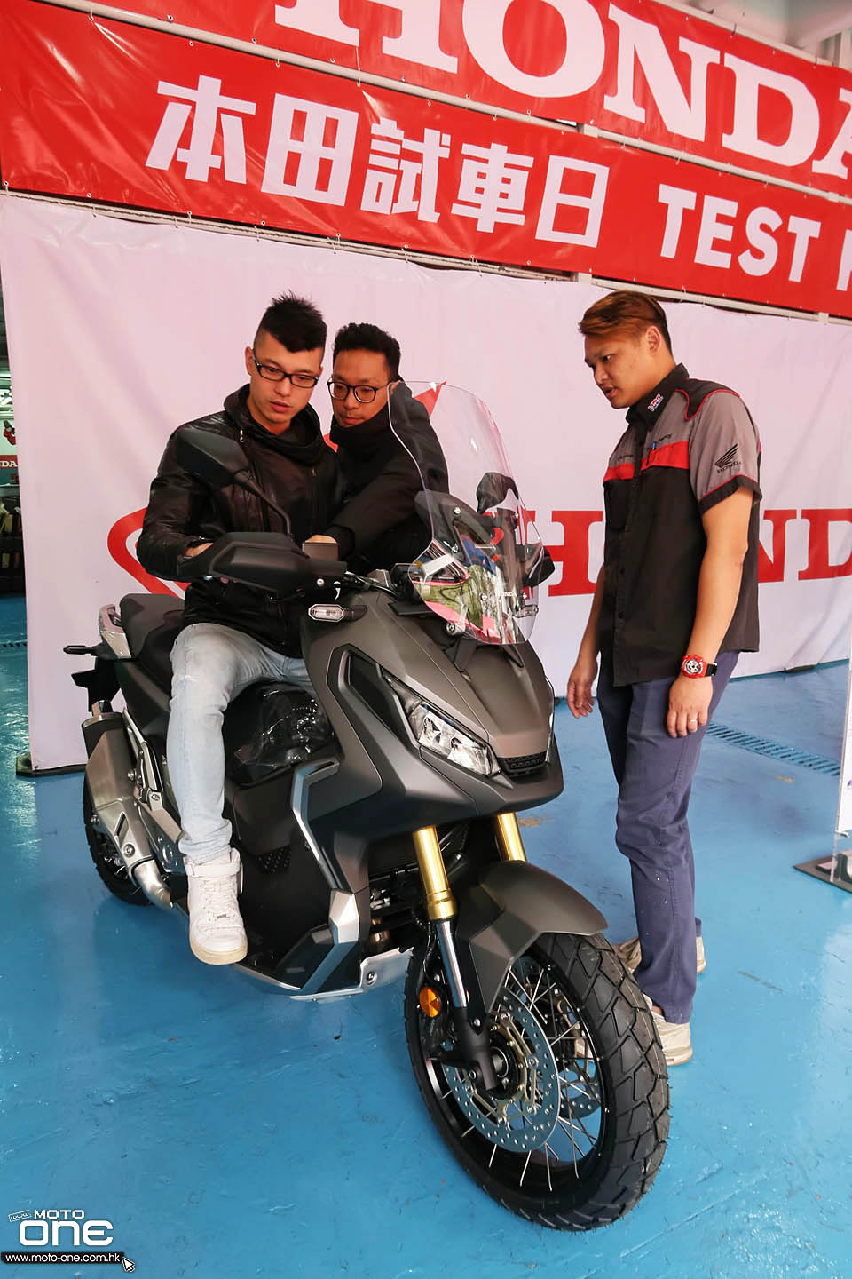 2018 HONDA X-ADV 750 Rebel 500