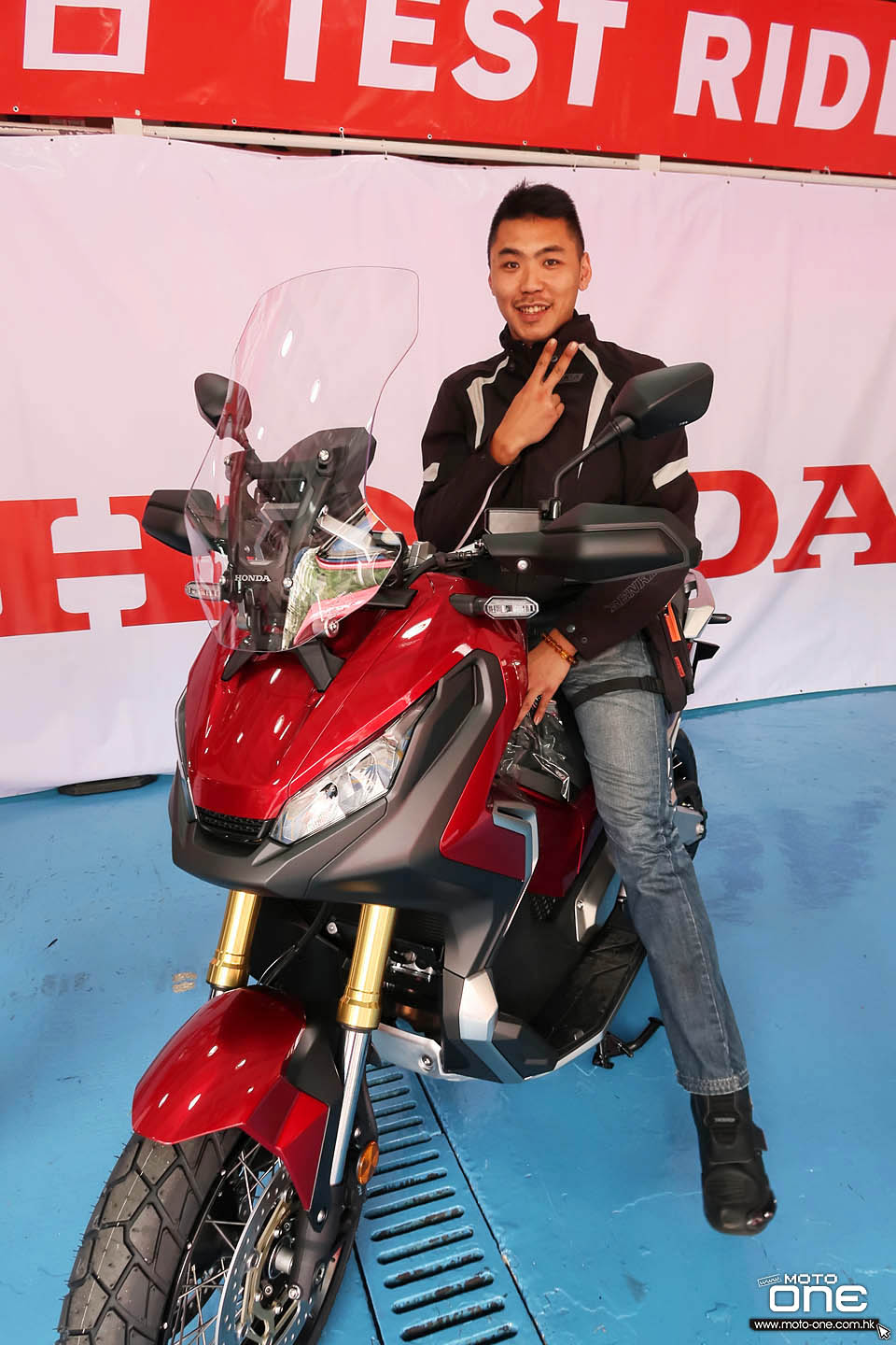 2018 HONDA X-ADV 750 Rebel 500