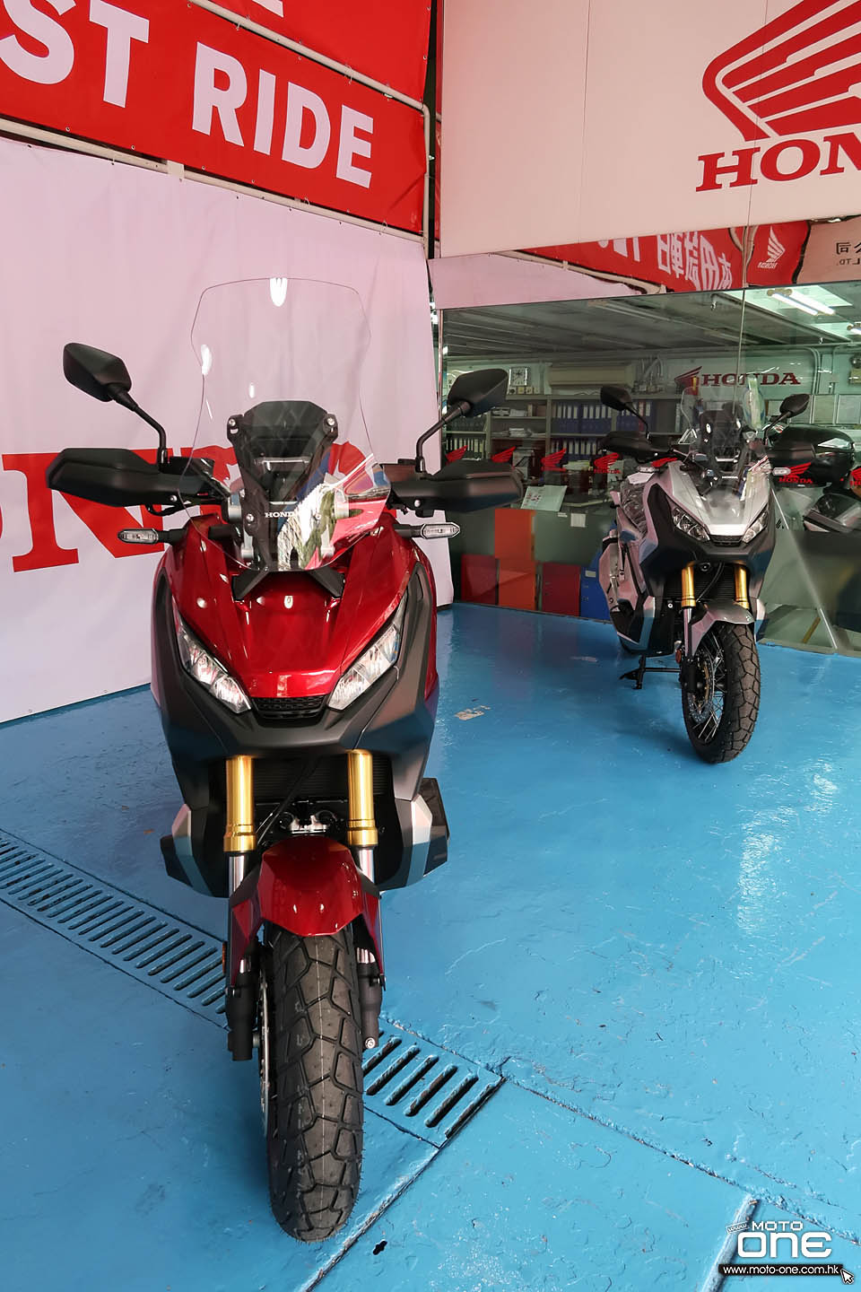 2018 HONDA X-ADV 750 Rebel 500