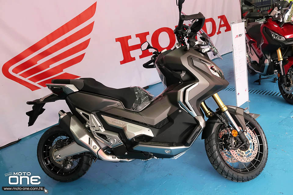 2018 HONDA X-ADV 750 Rebel 500