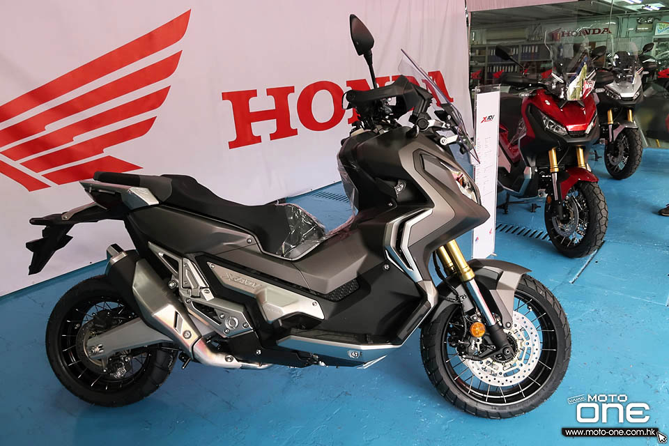 2018 HONDA X-ADV 750 Rebel 500