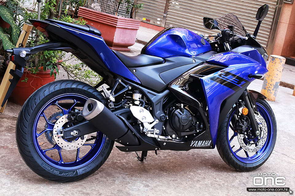 2018 YAMAHA YZF-R3