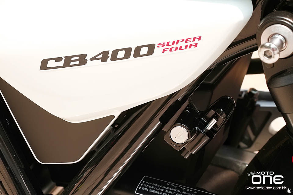 2018 HONDA CB400SF 25th