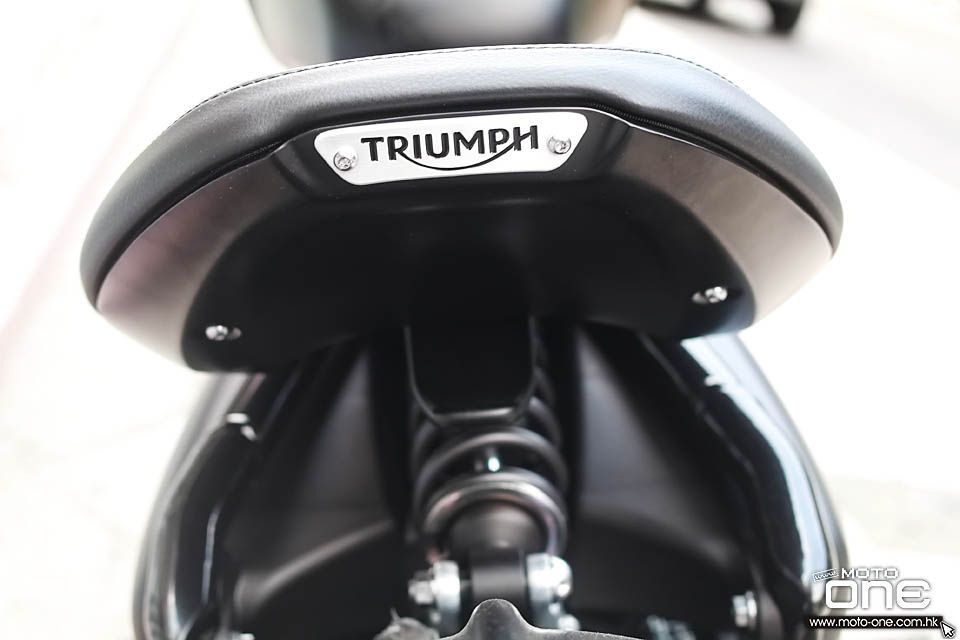 2018 Triumph Bonnevile Bobber Black ABS