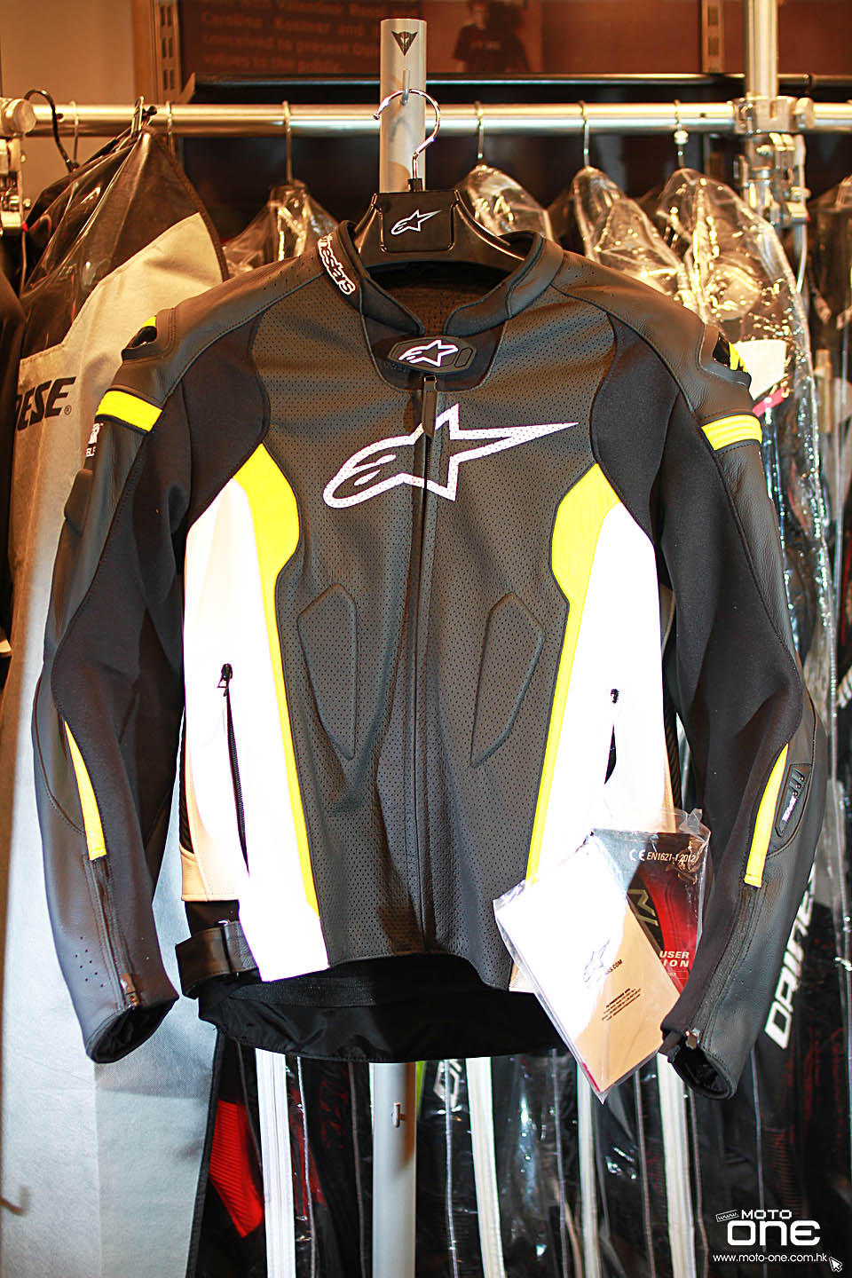 2018 ALPINESTARS Tech-Air Race Street