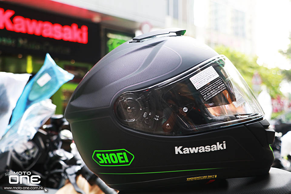 2018 KAWASAKI x SHOEI GT-AIR