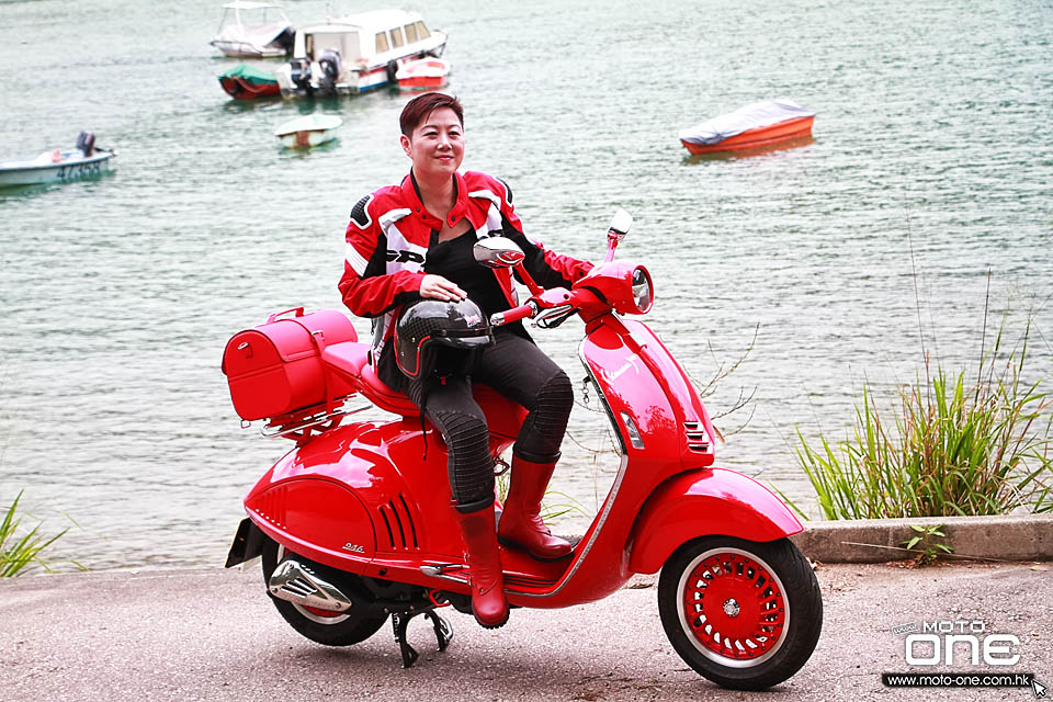 2018 VESPA 946 RED