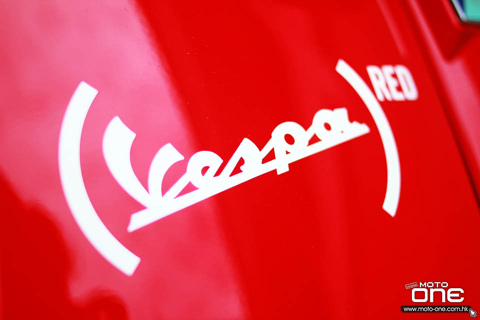 2018 VESPA 946 RED