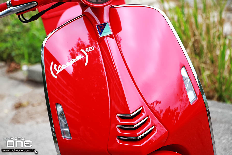 2018 VESPA 946 RED