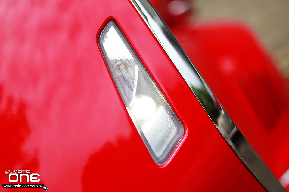 2018 VESPA 946 RED