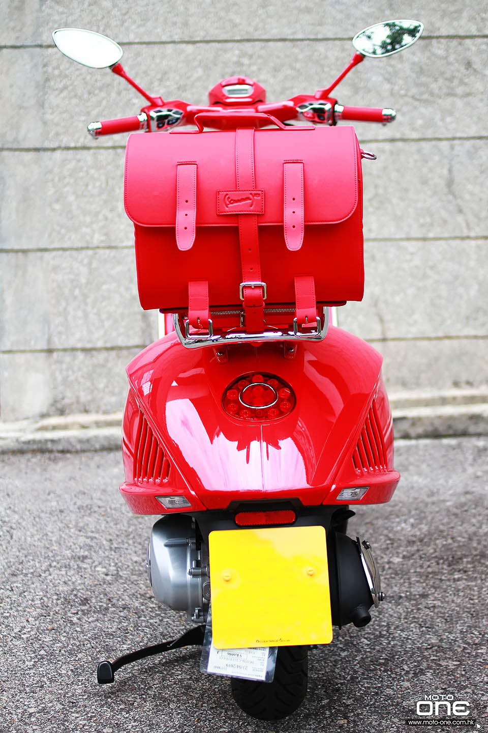 2018 VESPA 946 RED