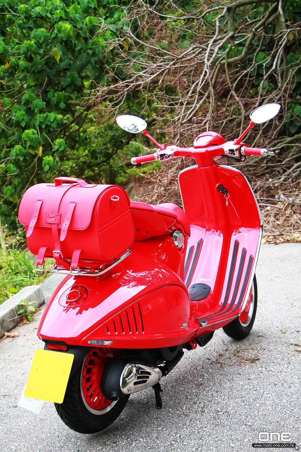 2018 VESPA 946 RED