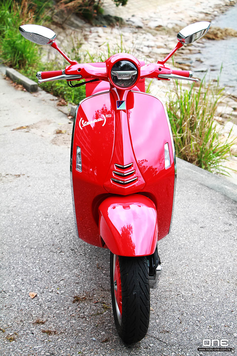 2018 VESPA 946 RED