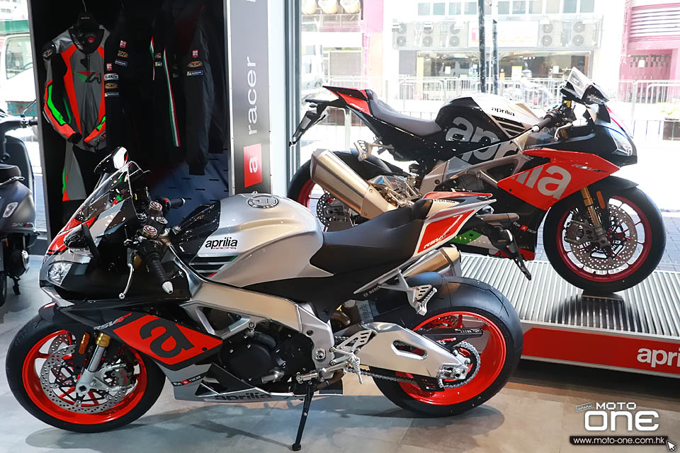 2018 APRILIA_RSV4 RF RR