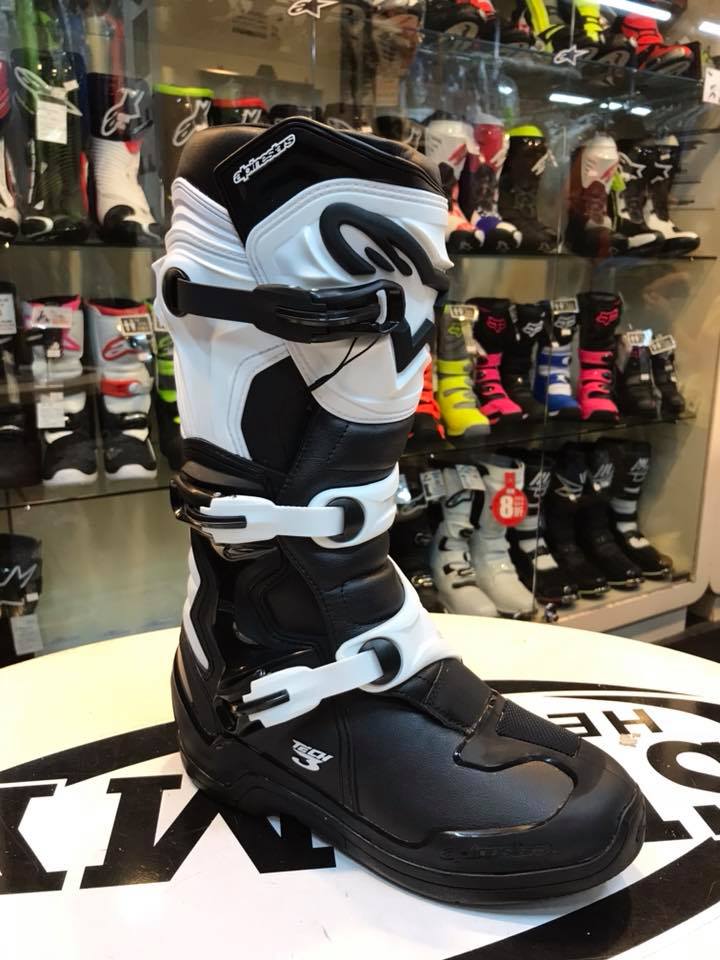 2018 Alpinestars Tech 3