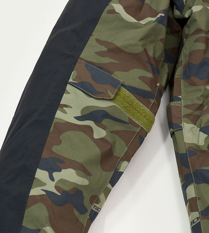 2018 RS-TAICHI RAIN SUITS & GOLVE