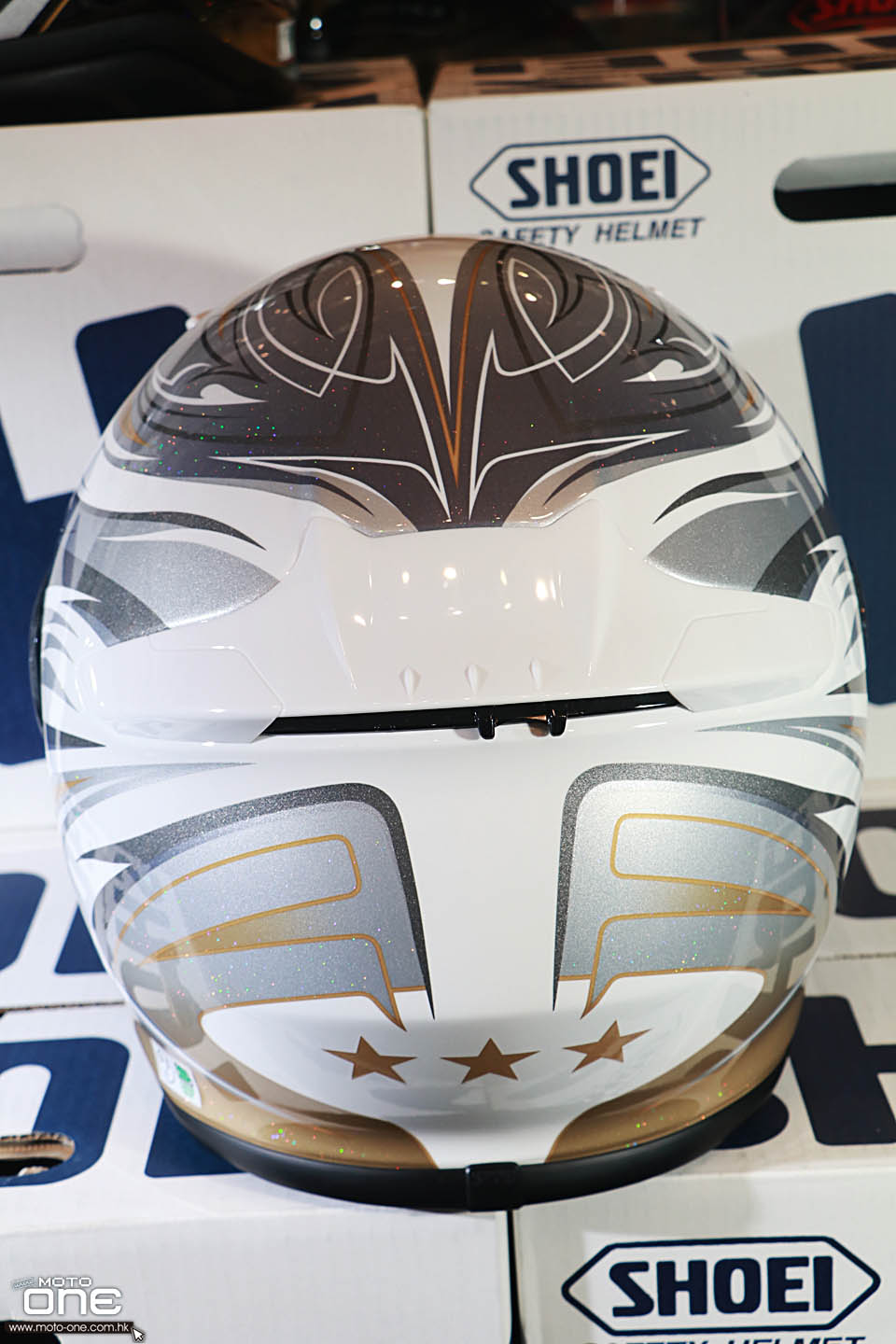 2018 Shoei Z-7 Incision