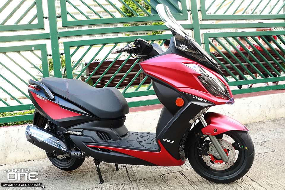 2018 KYMCO G-Dink 250i