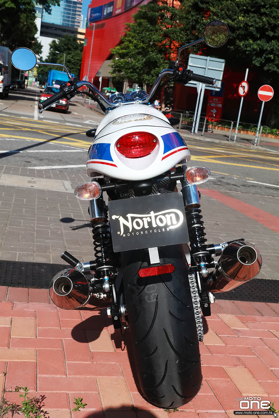 2018 NORTON COMMANDO 961 SPORT CAFE RACER California 50