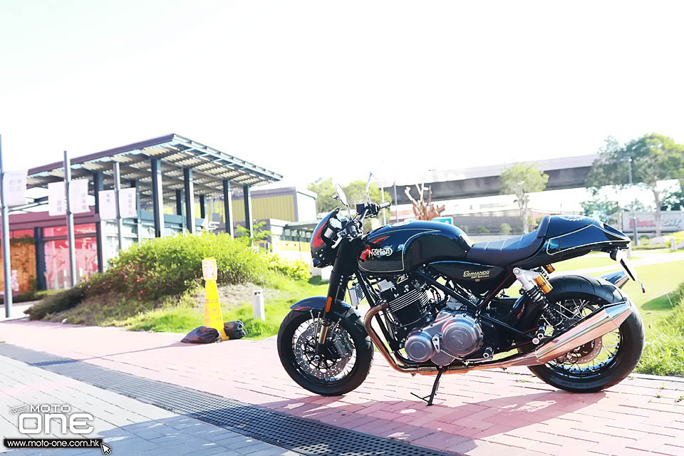 2018 NORTON COMMANDO 961 SPORT CAFE RACER California 50