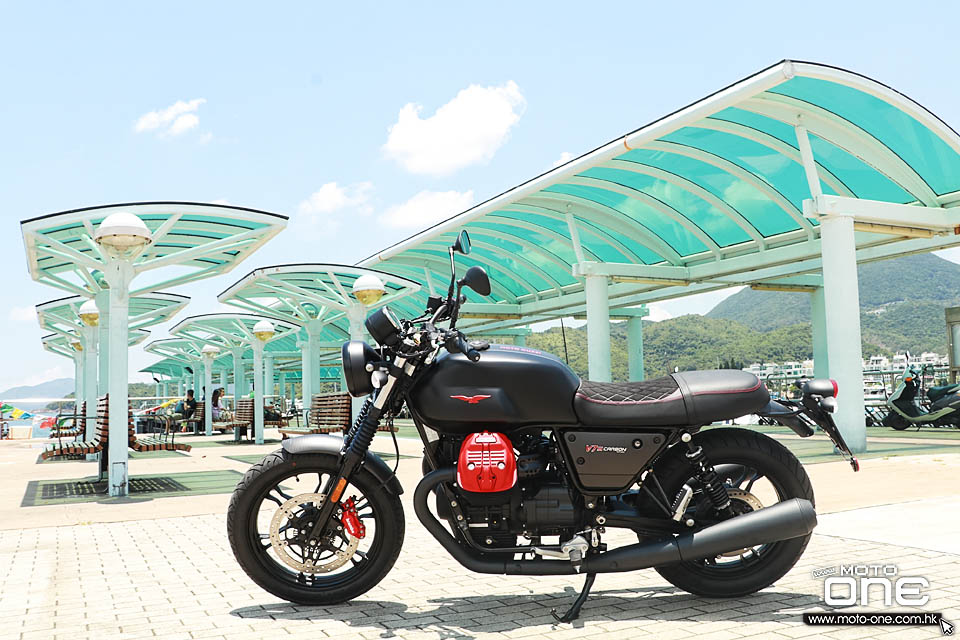 2018 MOTO GUZZI V7 3 CARBON SPECIAL STONE