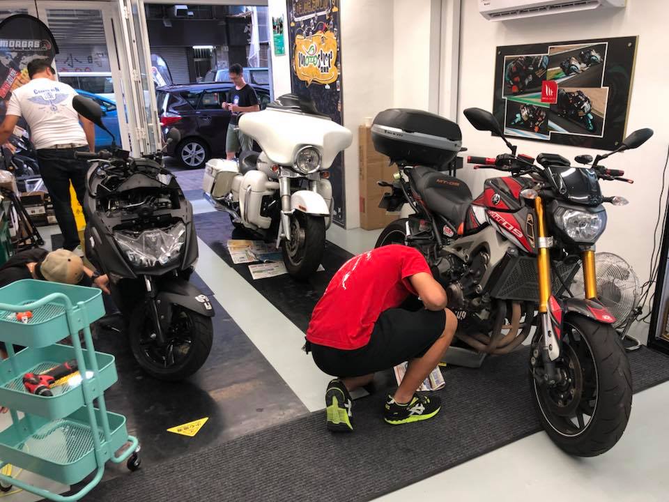 2018 Moto Shop