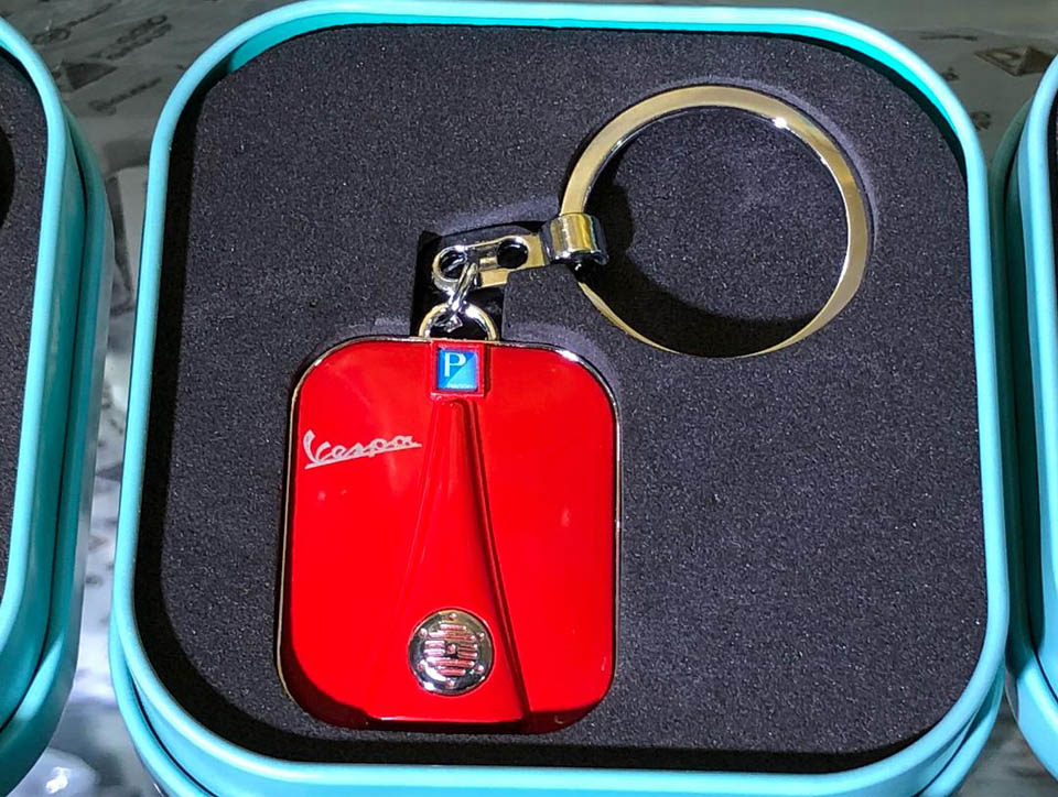 2018 Vespa key holder Corsa Motors