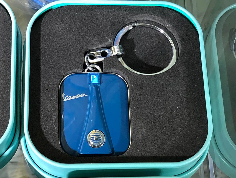 2018 Vespa key holder Corsa Motors