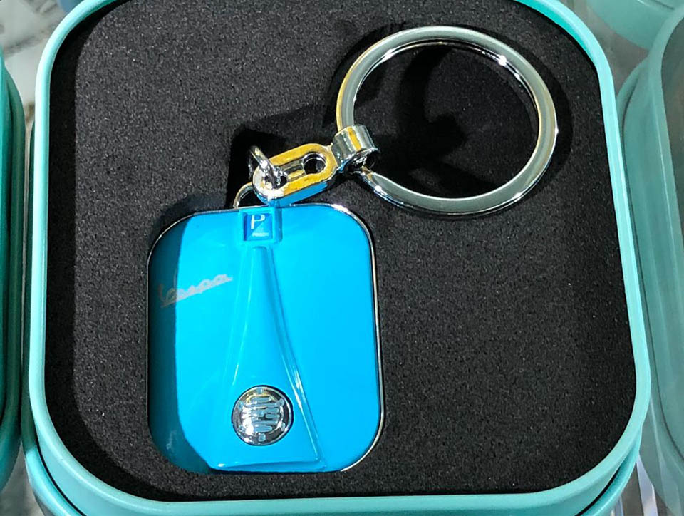 2018 Vespa key holder Corsa Motors