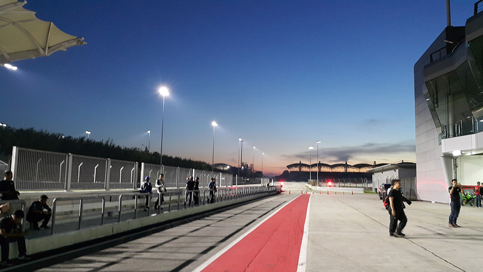 2018 sepang track day motard tech