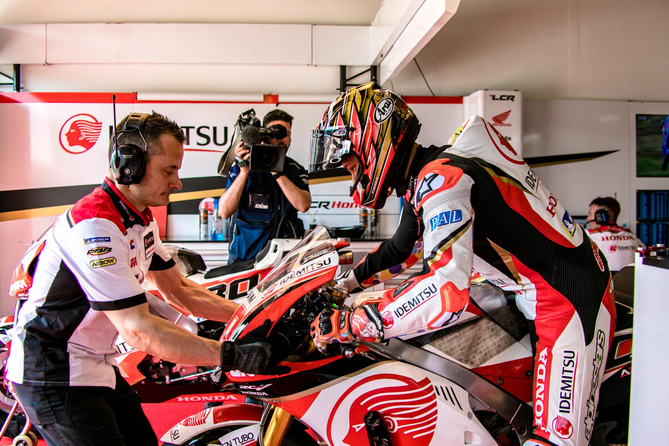 2018 ARAI RX-7X NAKAGAMI GP