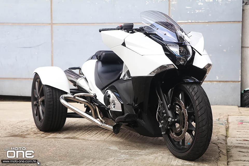 2018 AUTO JAPAN THREE WHEELS BIKE