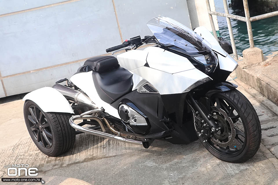 2018 AUTO JAPAN THREE WHEELS BIKE